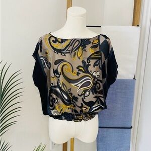 Le Chateau Women's Black and Yellow Paisley Top, Size Small